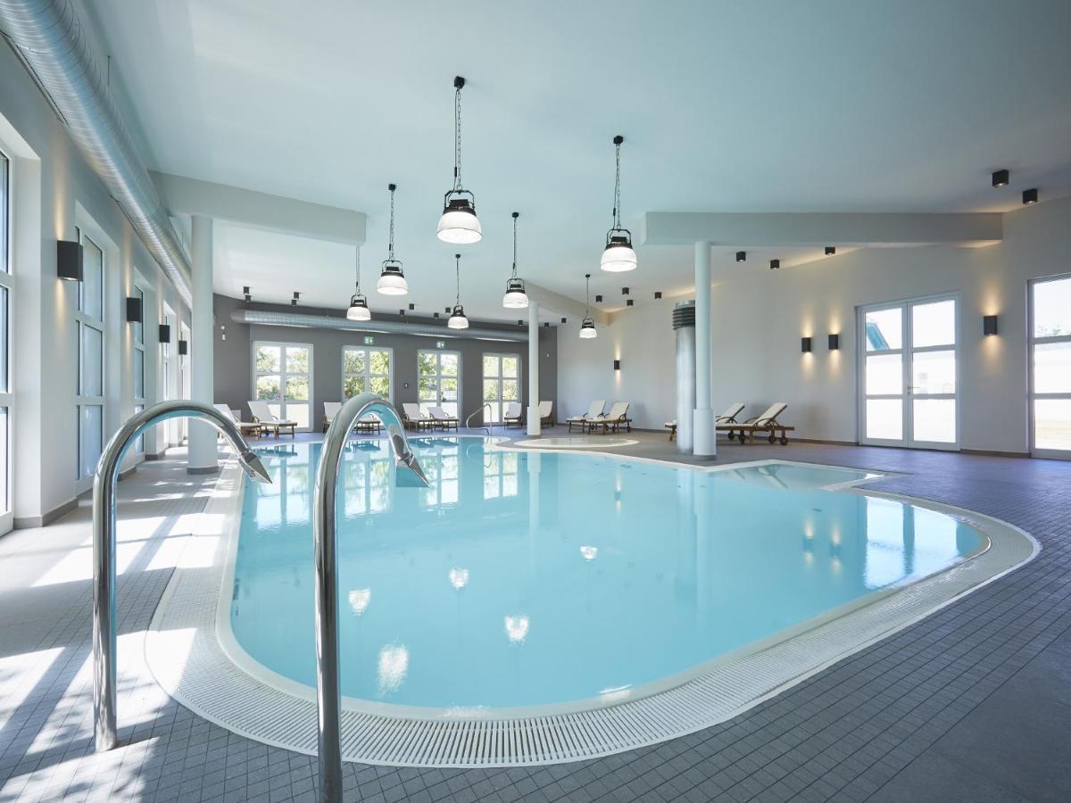 Reetland Am Meer - Premium Reetdachvilla Mit 3 Schlafzimmern, Sauna Und Kamin E05 Dranske Luaran gambar
